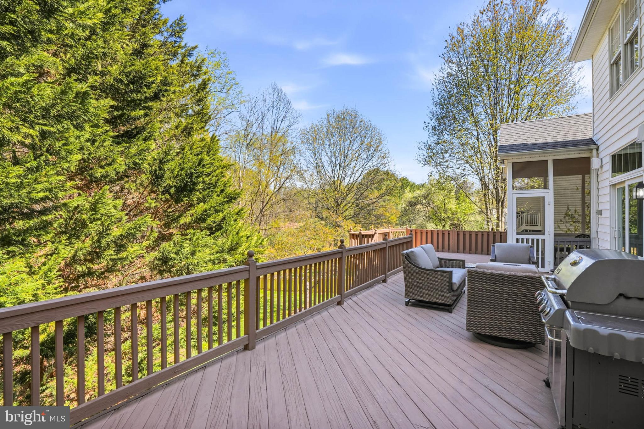 VILLAGE OF RIVER HILL - Residential