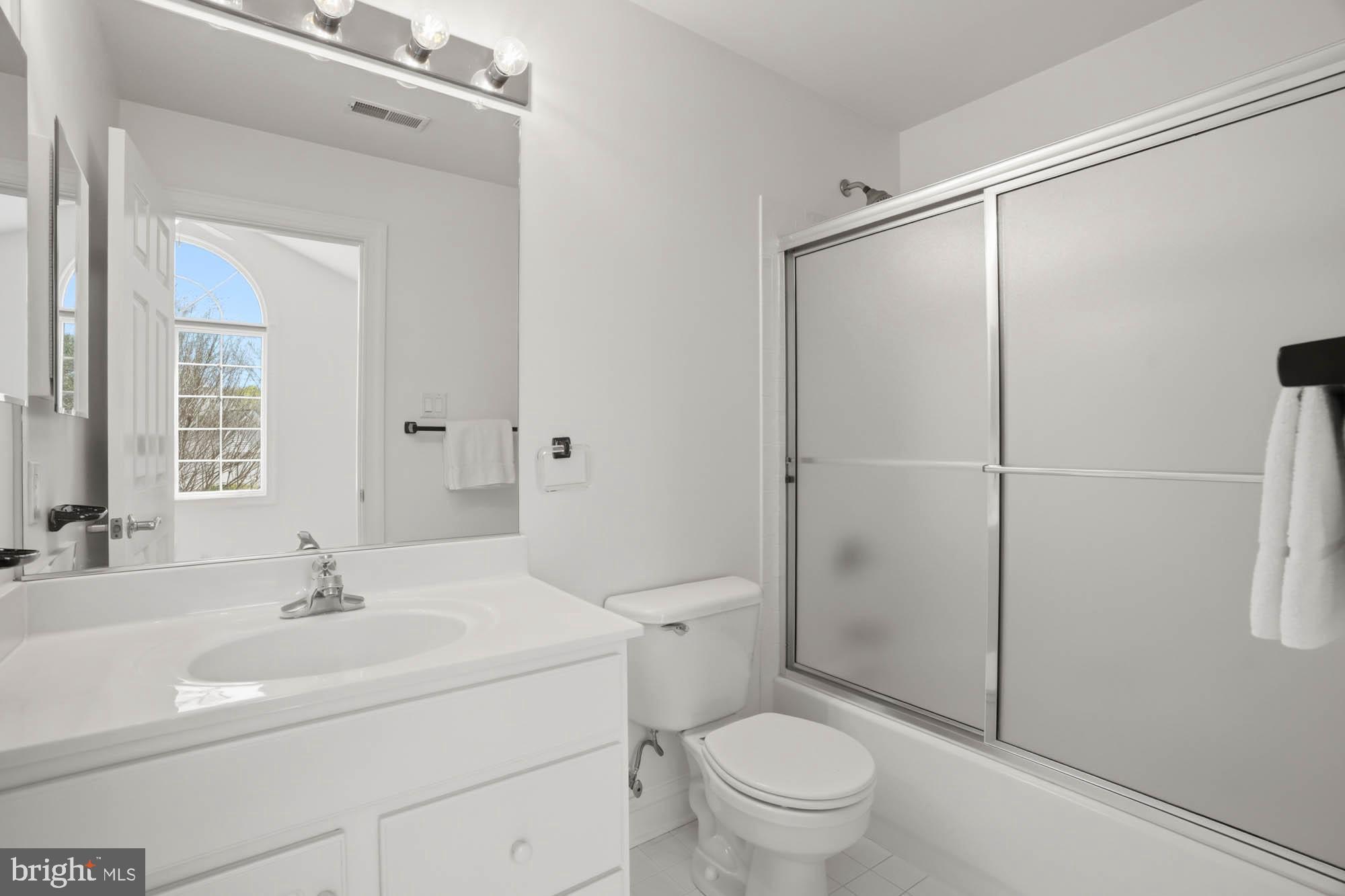 VILLAGE OF RIVER HILL - Residential