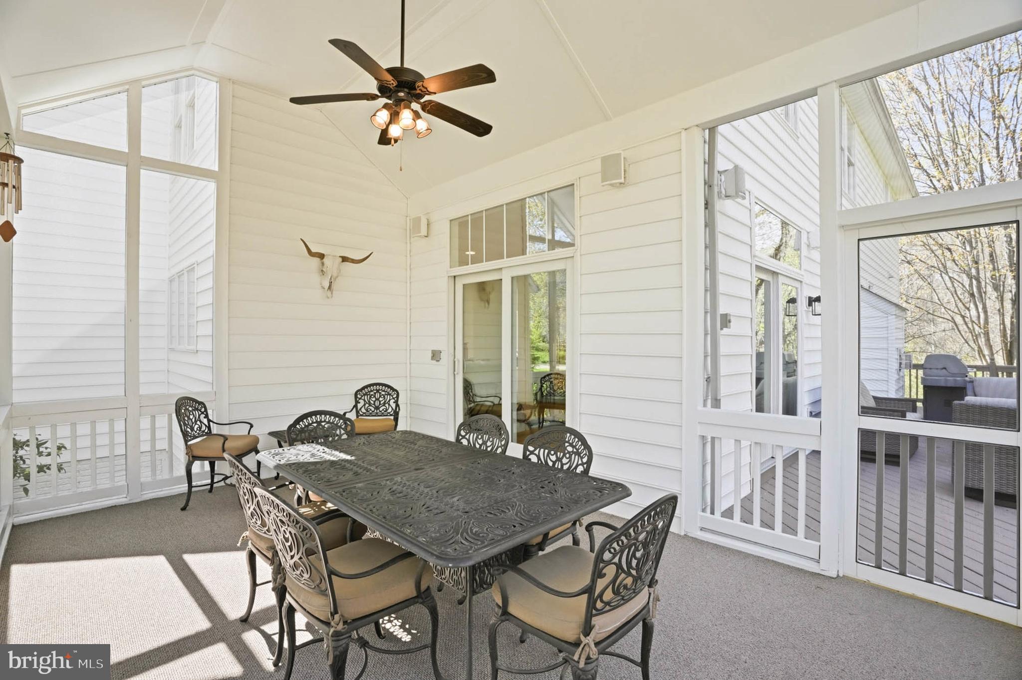 VILLAGE OF RIVER HILL - Residential