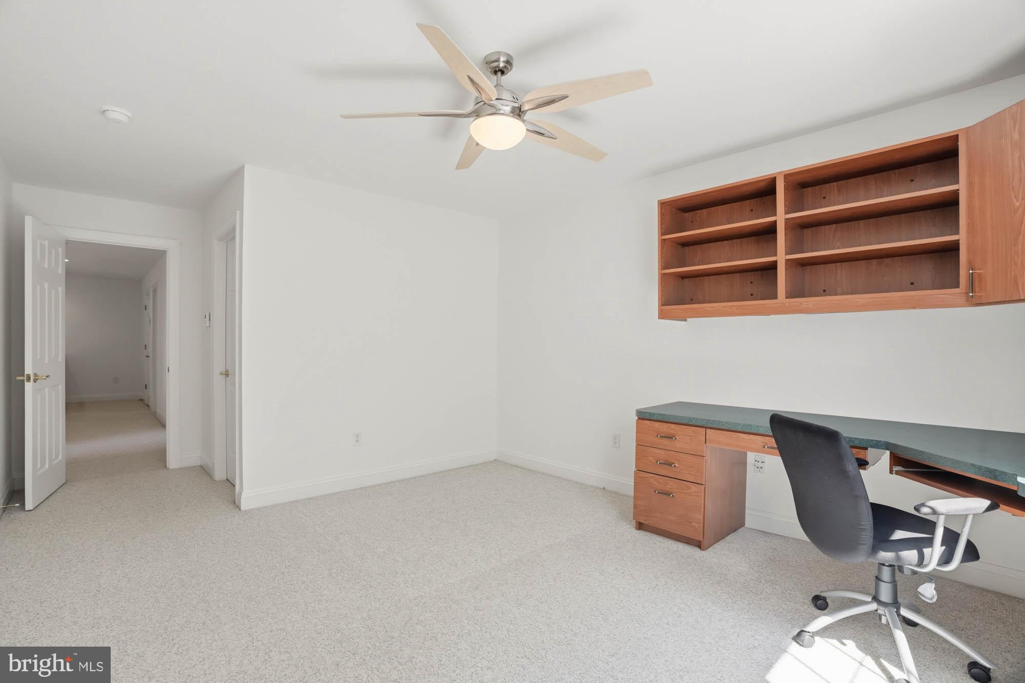 VILLAGE OF RIVER HILL - Residential