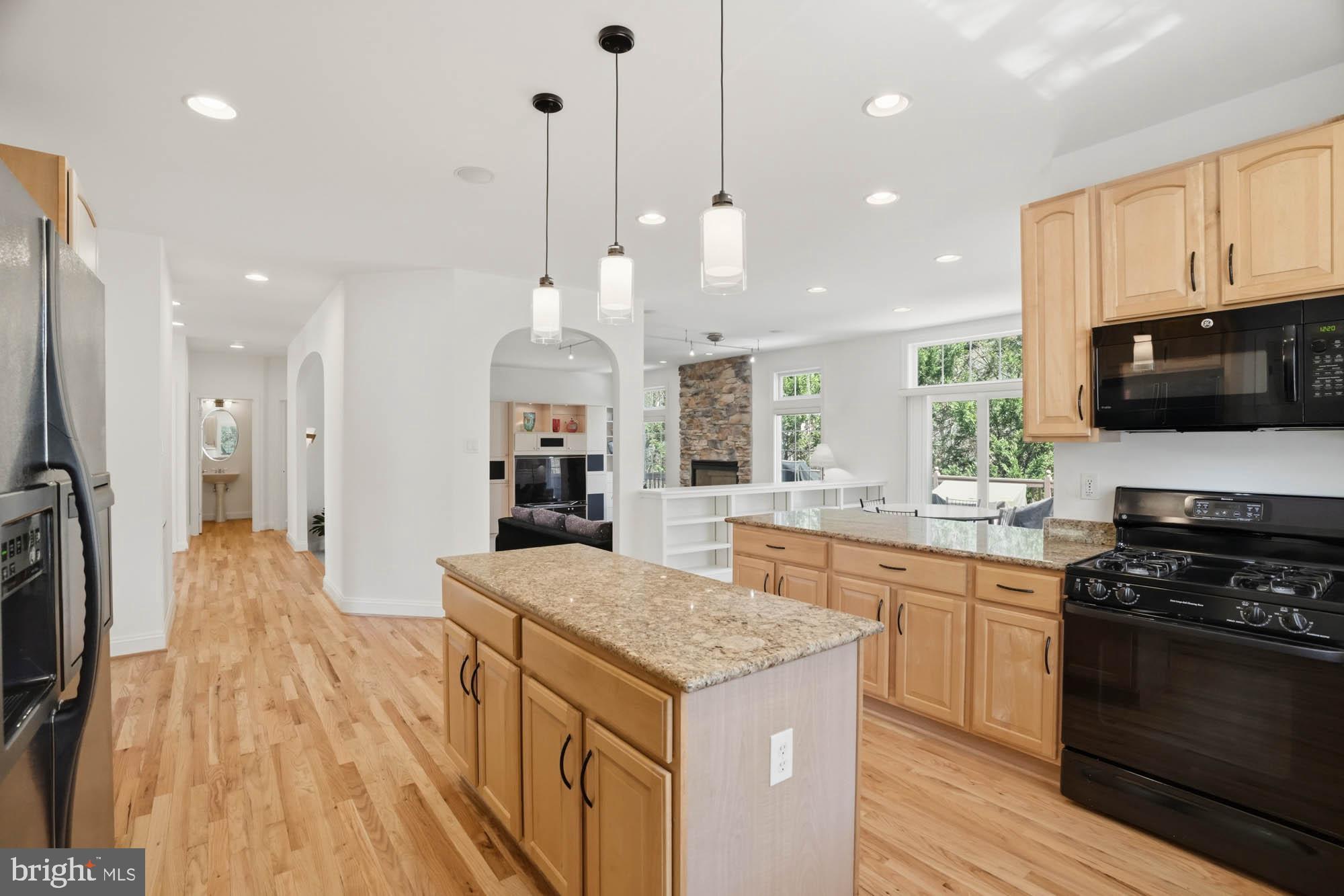 VILLAGE OF RIVER HILL - Residential