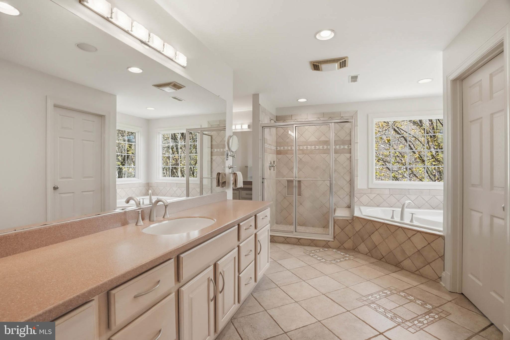 VILLAGE OF RIVER HILL - Residential