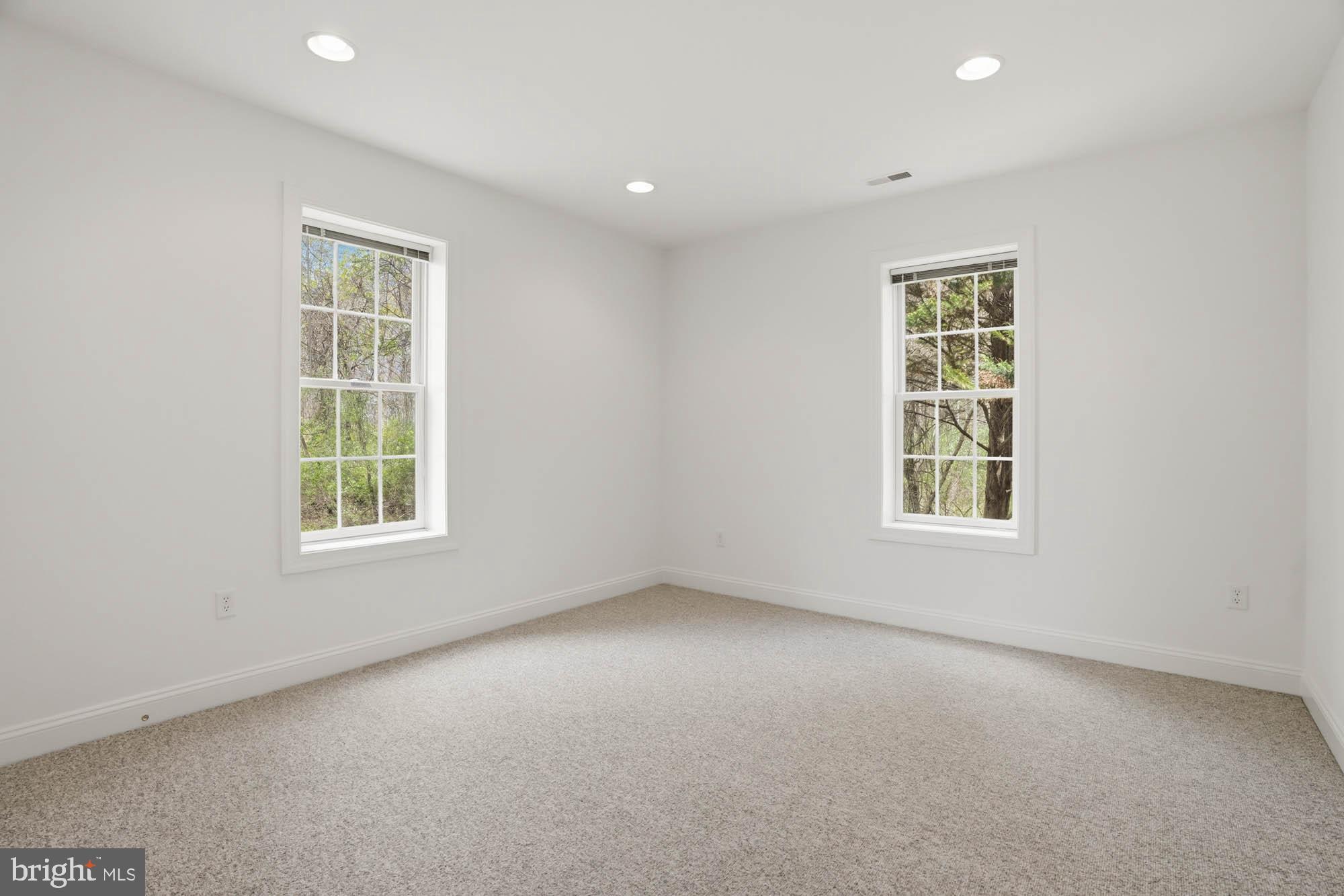 VILLAGE OF RIVER HILL - Residential