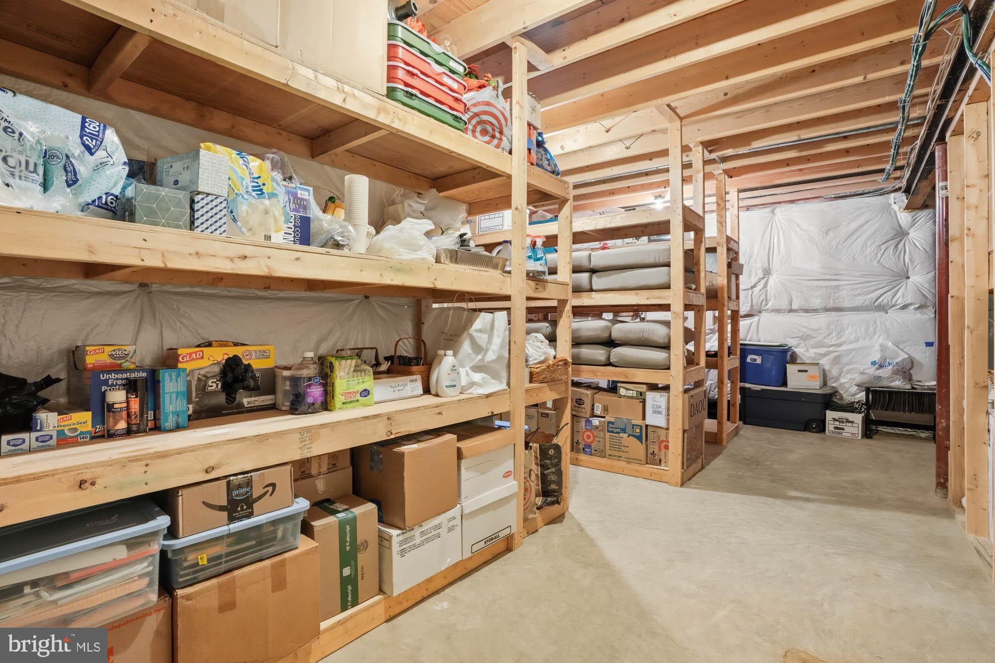 VILLAGE OF RIVER HILL - Residential