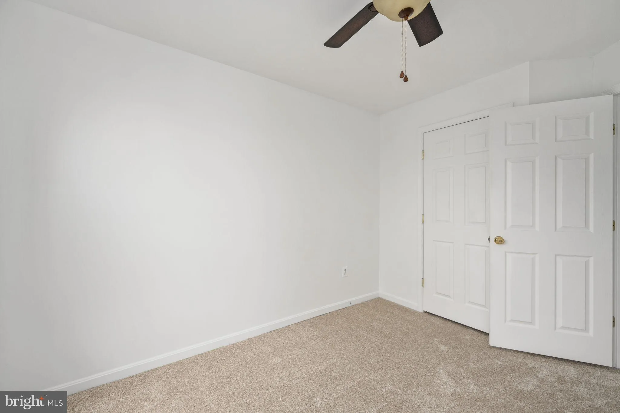 Woodbridge, Virginia 22191, United States, 3 Bedrooms Bedrooms, ,4 BathroomsBathrooms,Residential,Coming Soon,89339