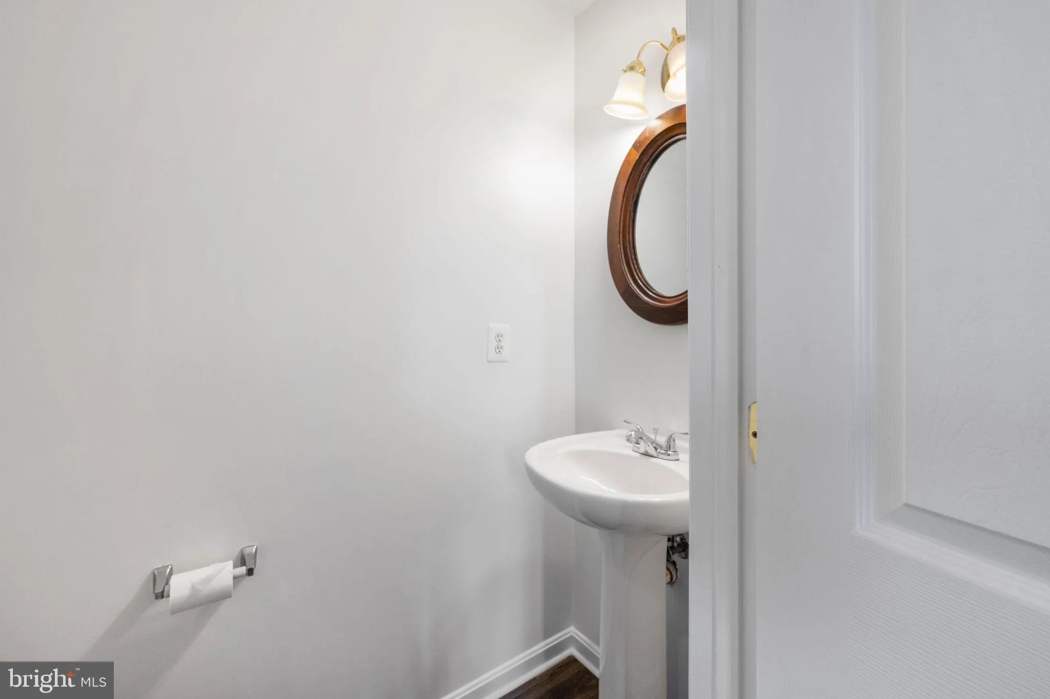 Woodbridge, Virginia 22191, United States, 3 Bedrooms Bedrooms, ,4 BathroomsBathrooms,Residential,Coming Soon,89339