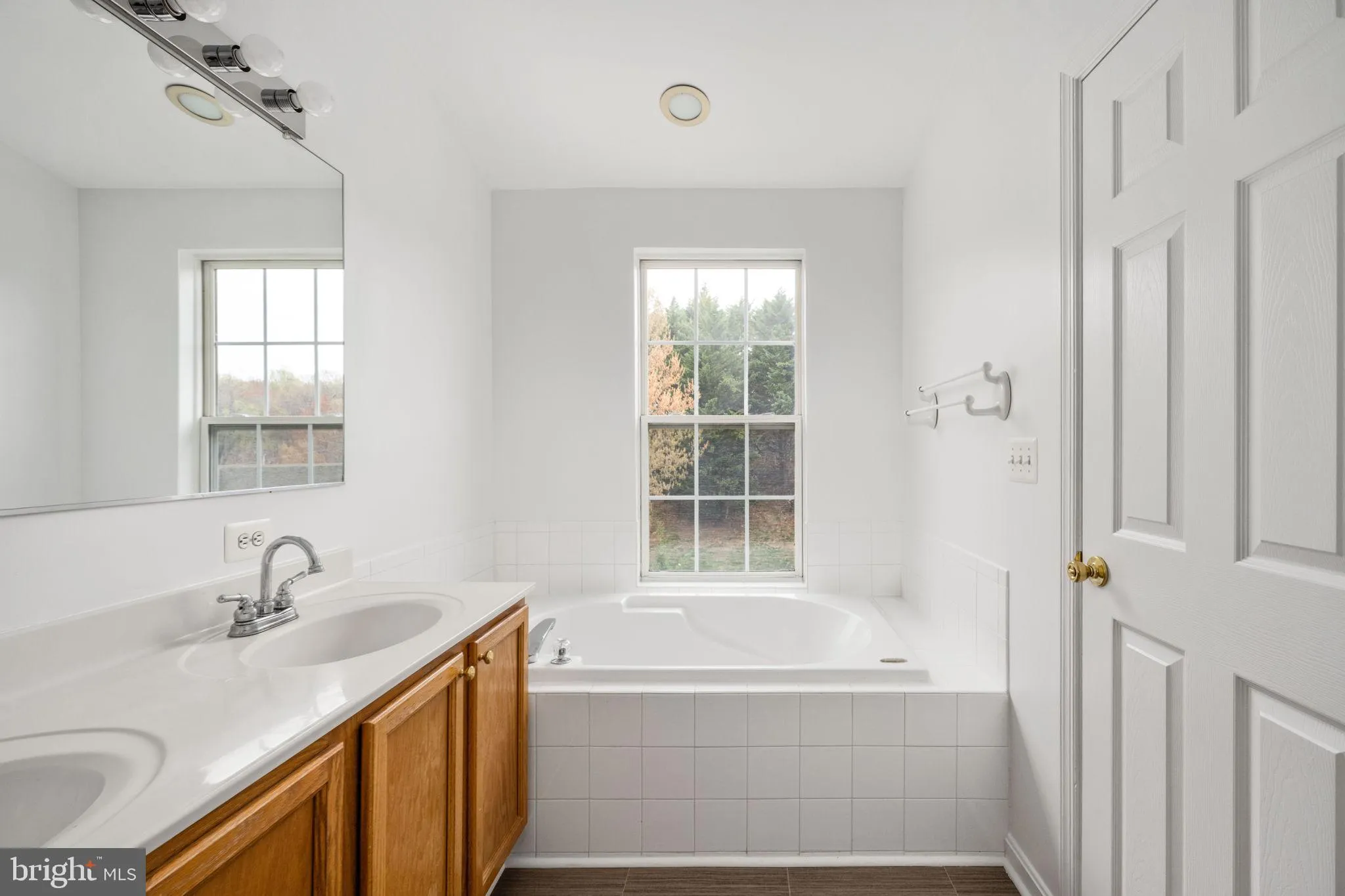 Woodbridge, Virginia 22191, United States, 3 Bedrooms Bedrooms, ,4 BathroomsBathrooms,Residential,Coming Soon,89339