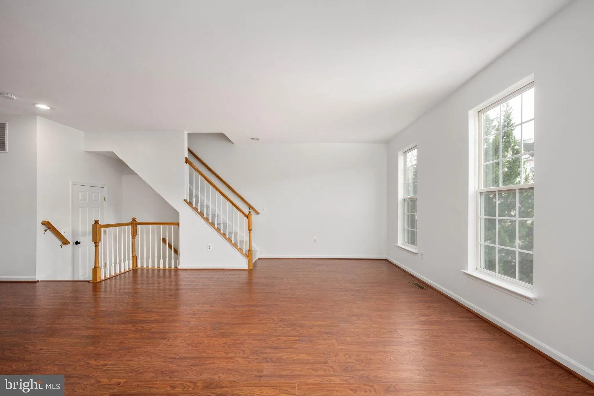 Woodbridge, Virginia 22191, United States, 3 Bedrooms Bedrooms, ,4 BathroomsBathrooms,Residential,Coming Soon,89339