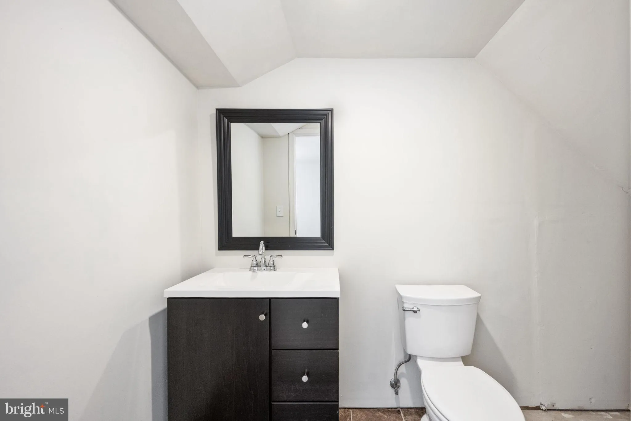 Woodbridge, Virginia 22191, United States, 3 Bedrooms Bedrooms, ,4 BathroomsBathrooms,Residential,Coming Soon,89339