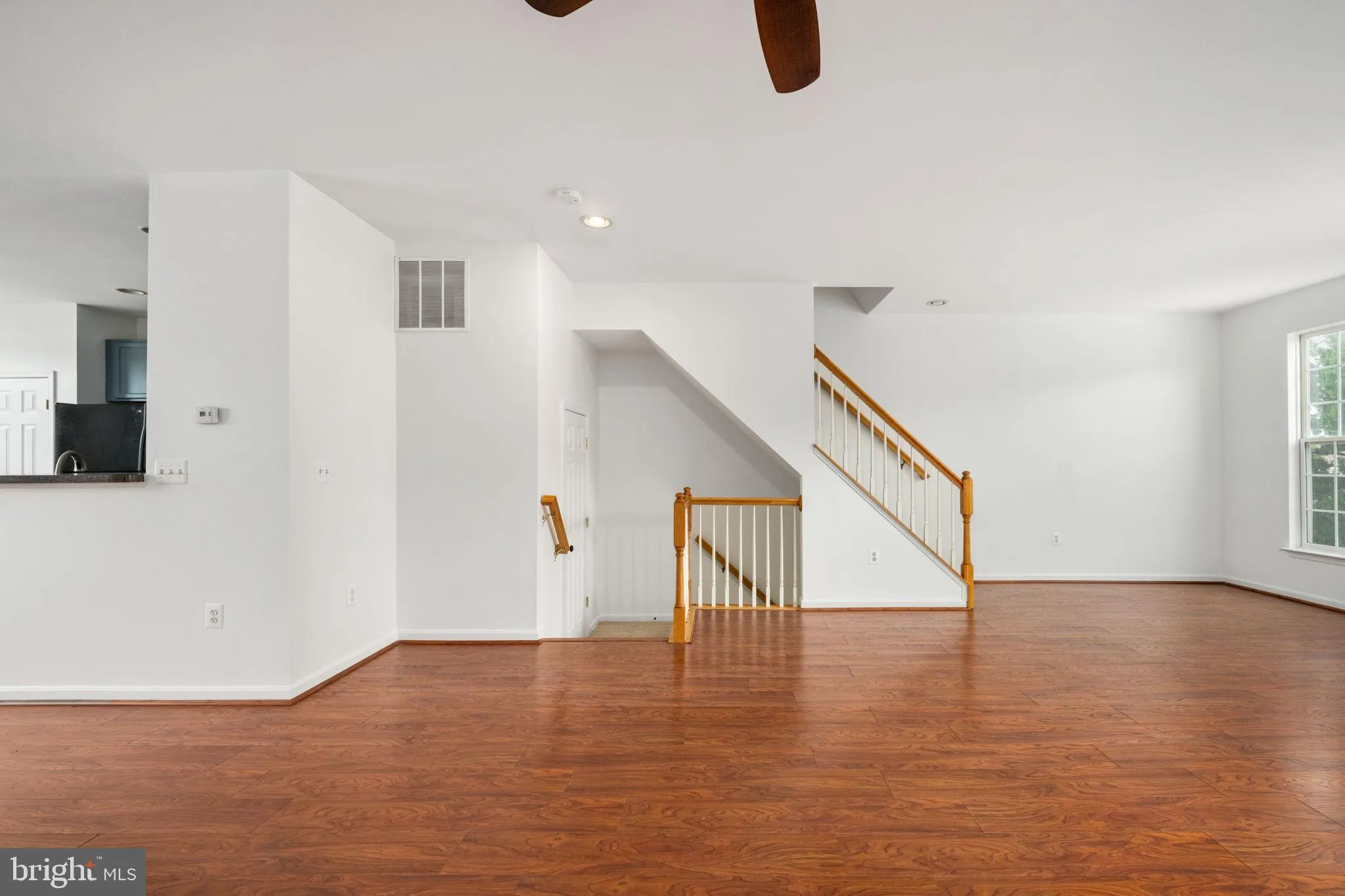 Woodbridge, Virginia 22191, United States, 3 Bedrooms Bedrooms, ,4 BathroomsBathrooms,Residential,Coming Soon,89339