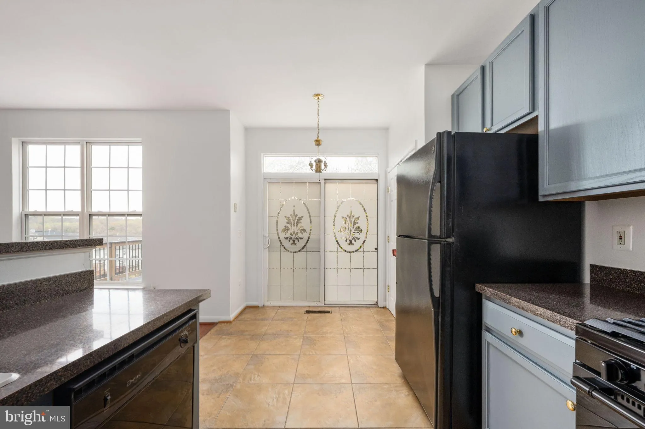 Woodbridge, Virginia 22191, United States, 3 Bedrooms Bedrooms, ,4 BathroomsBathrooms,Residential,Coming Soon,89339