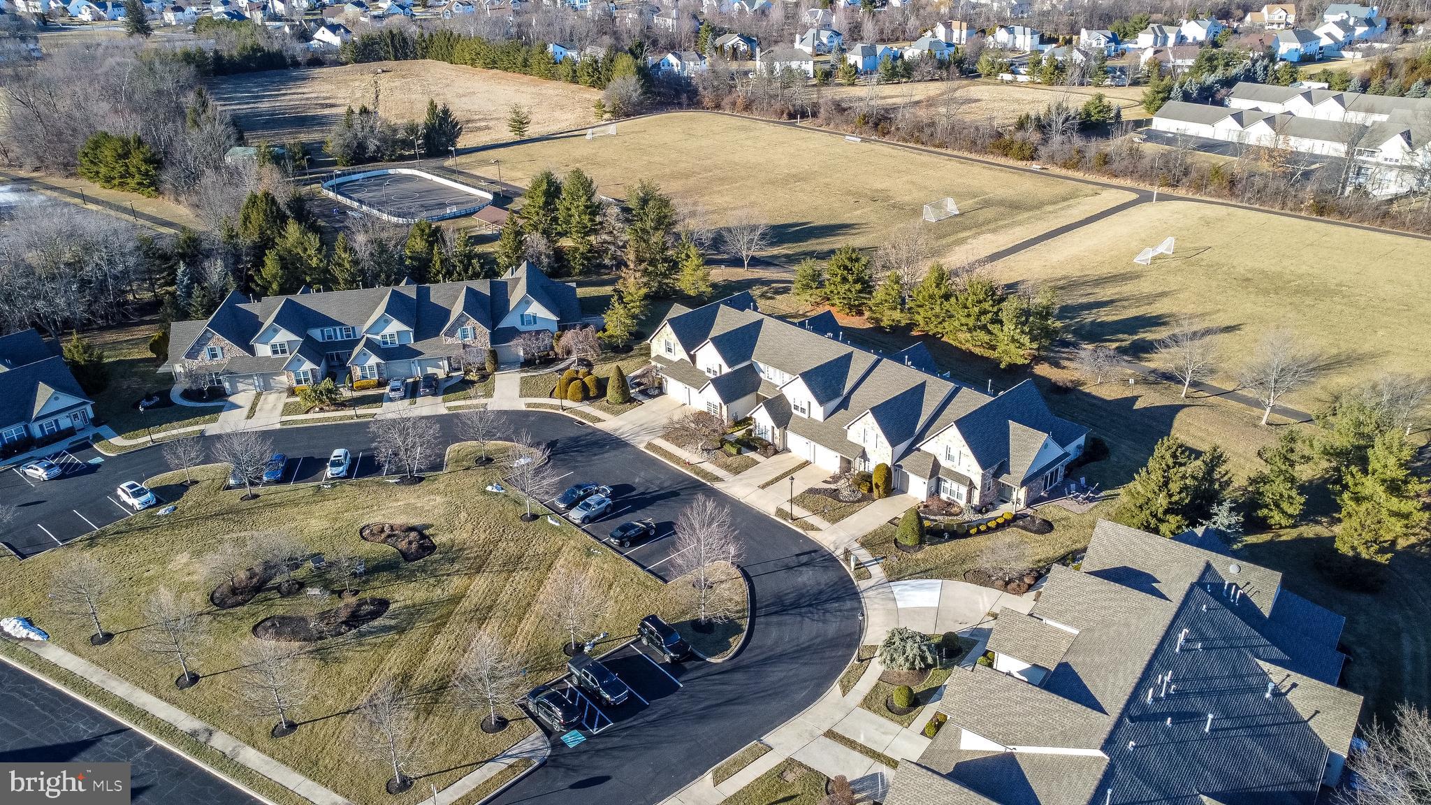 YORKTOWN - Residential