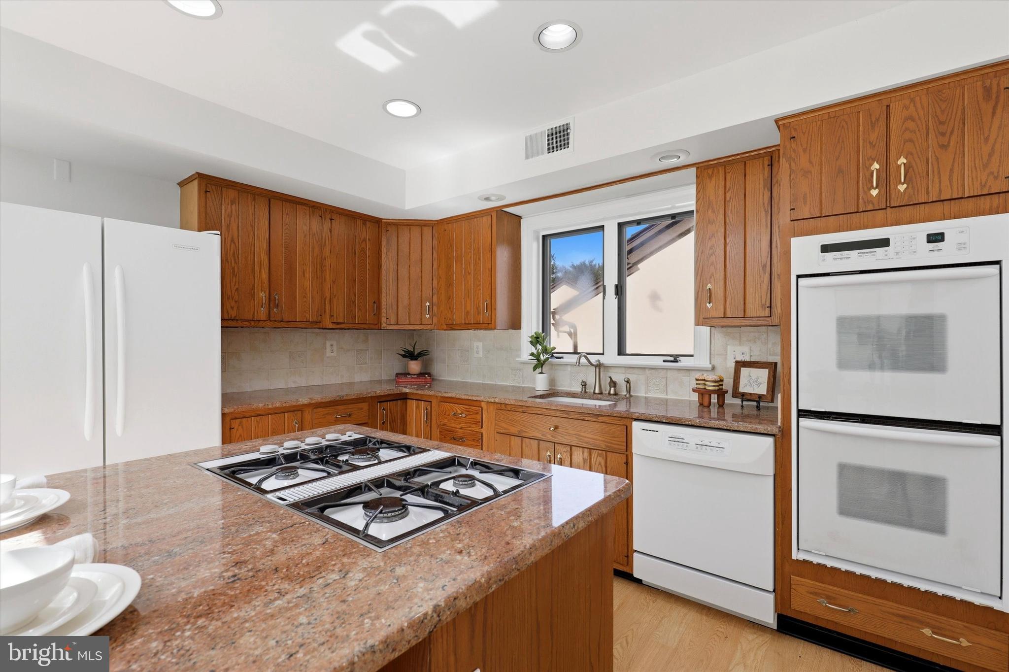 WHITPAIN FARM - Residential