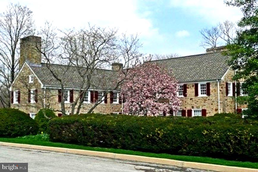 WHITPAIN FARM - Residential