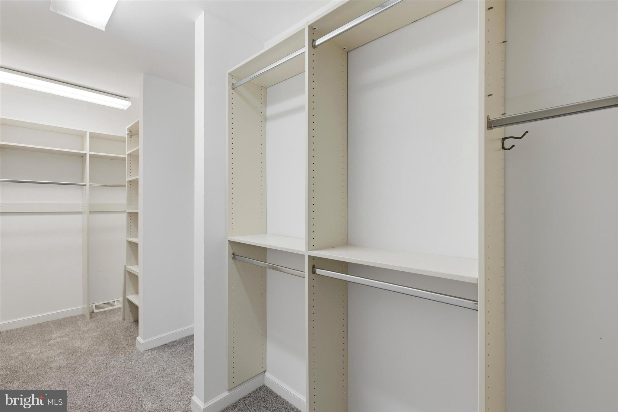 WHITPAIN FARM - Residential