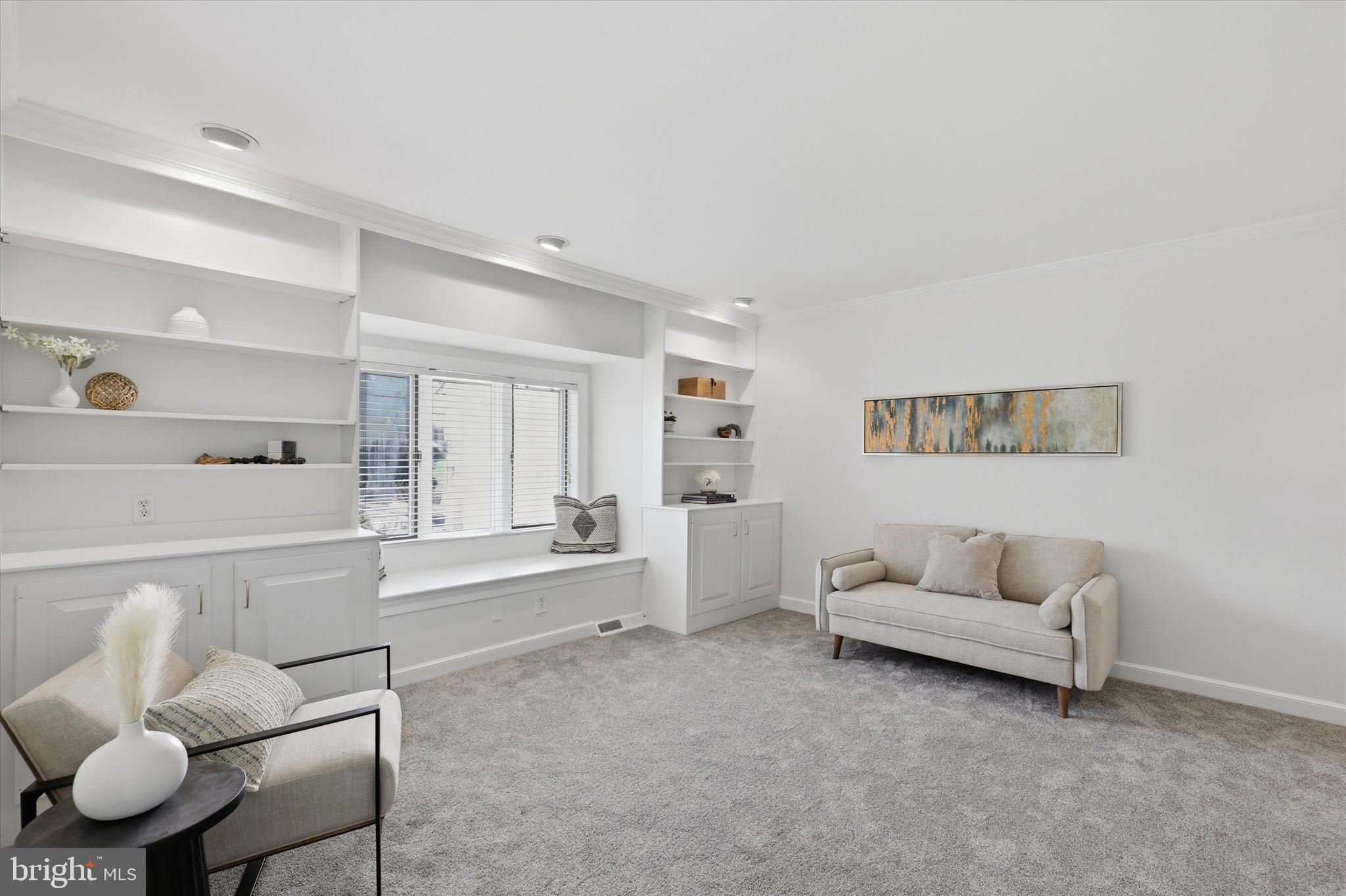 WHITPAIN FARM - Residential