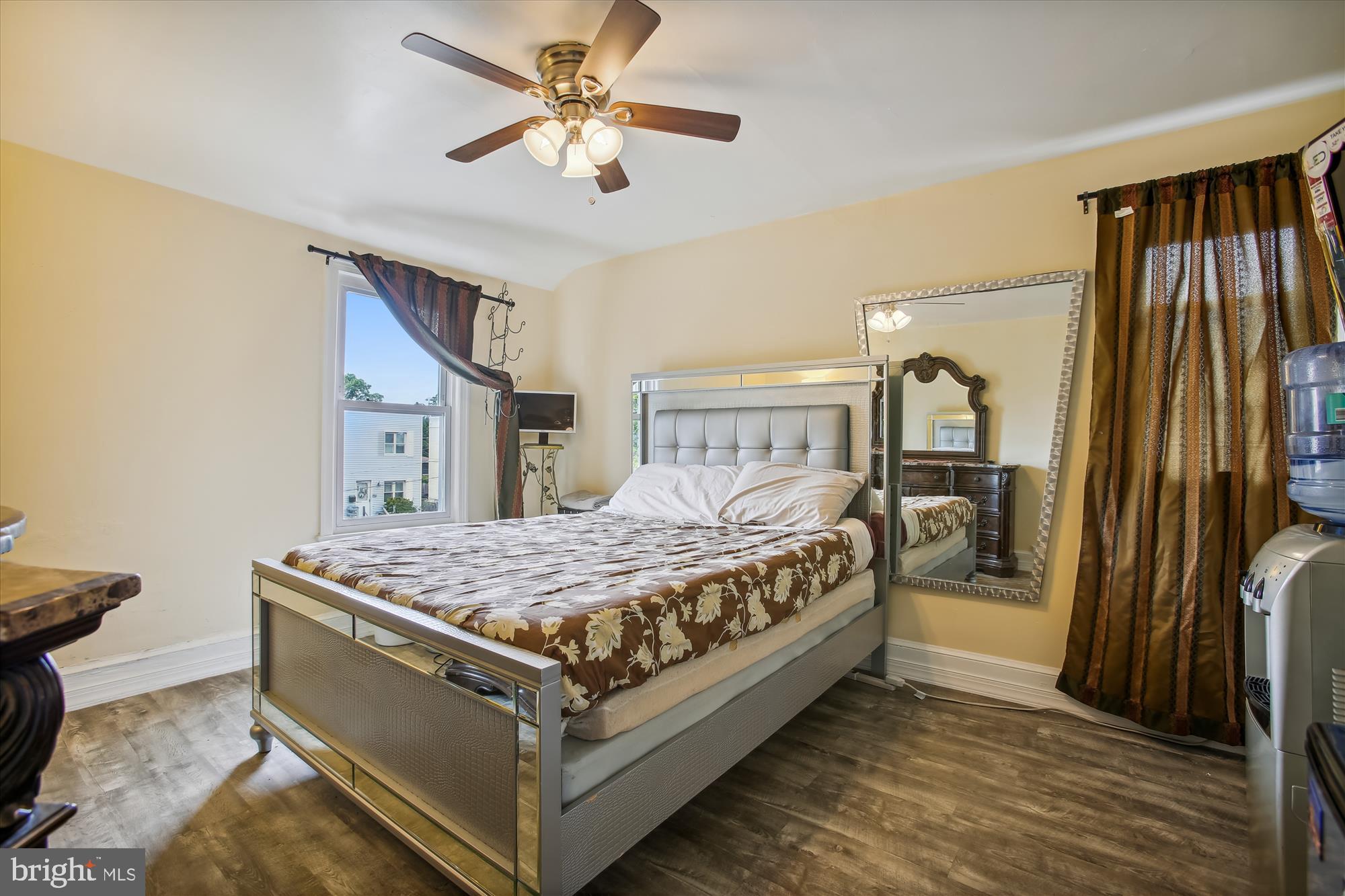 TUCKAHOE VILLAGE - Residential