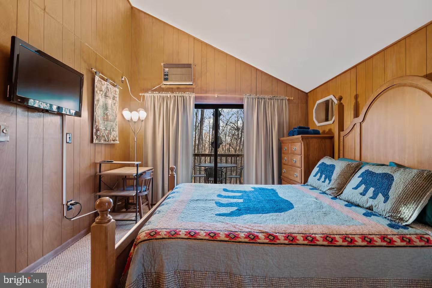 COOLFONT MOUNTAINSIDE - Residential