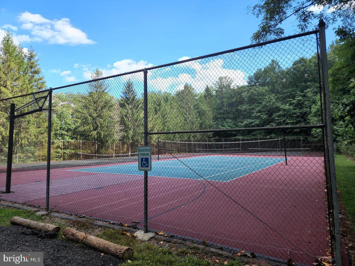 COOLFONT MOUNTAINSIDE - Residential