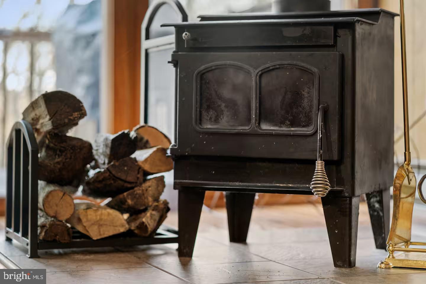 COOLFONT MOUNTAINSIDE - Residential