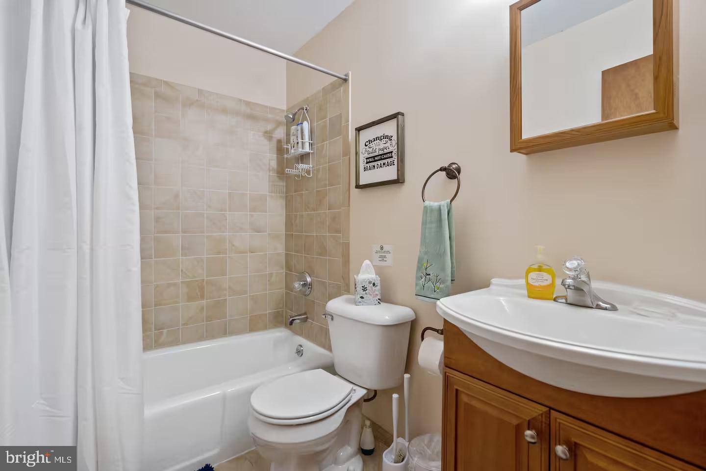 COOLFONT MOUNTAINSIDE - Residential