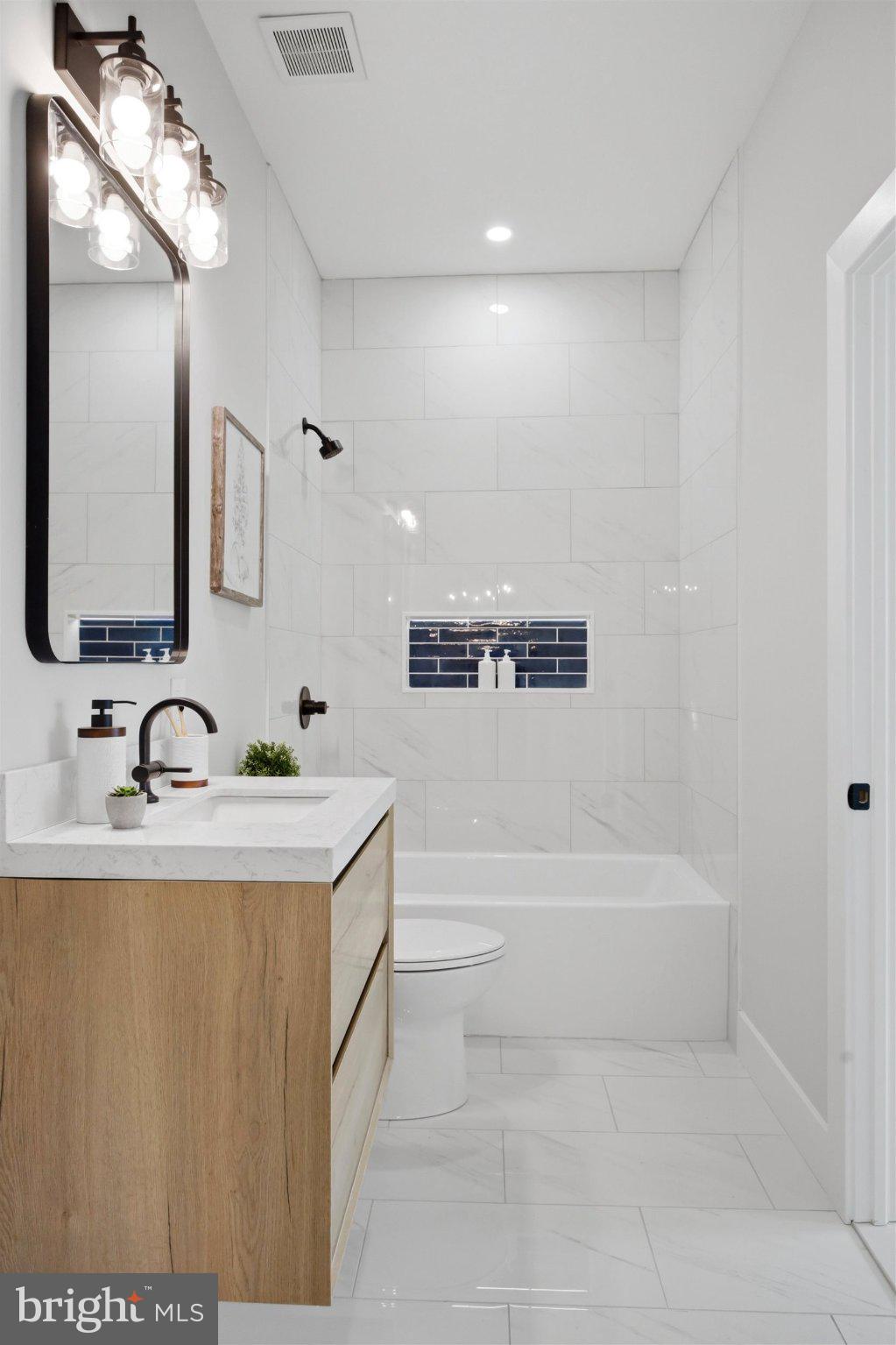 HAVERFORD WALK - Residential
