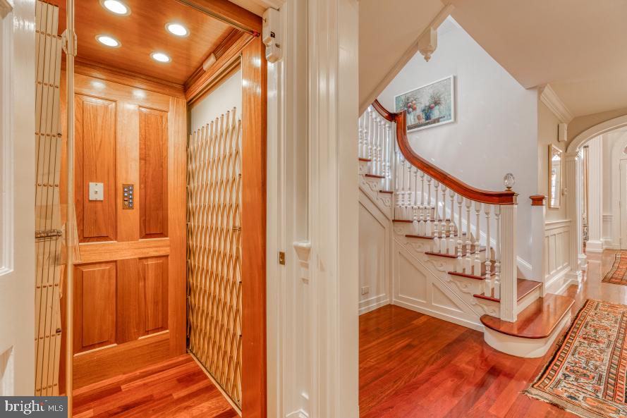 RITTENHOUSE SQUARE - Residential