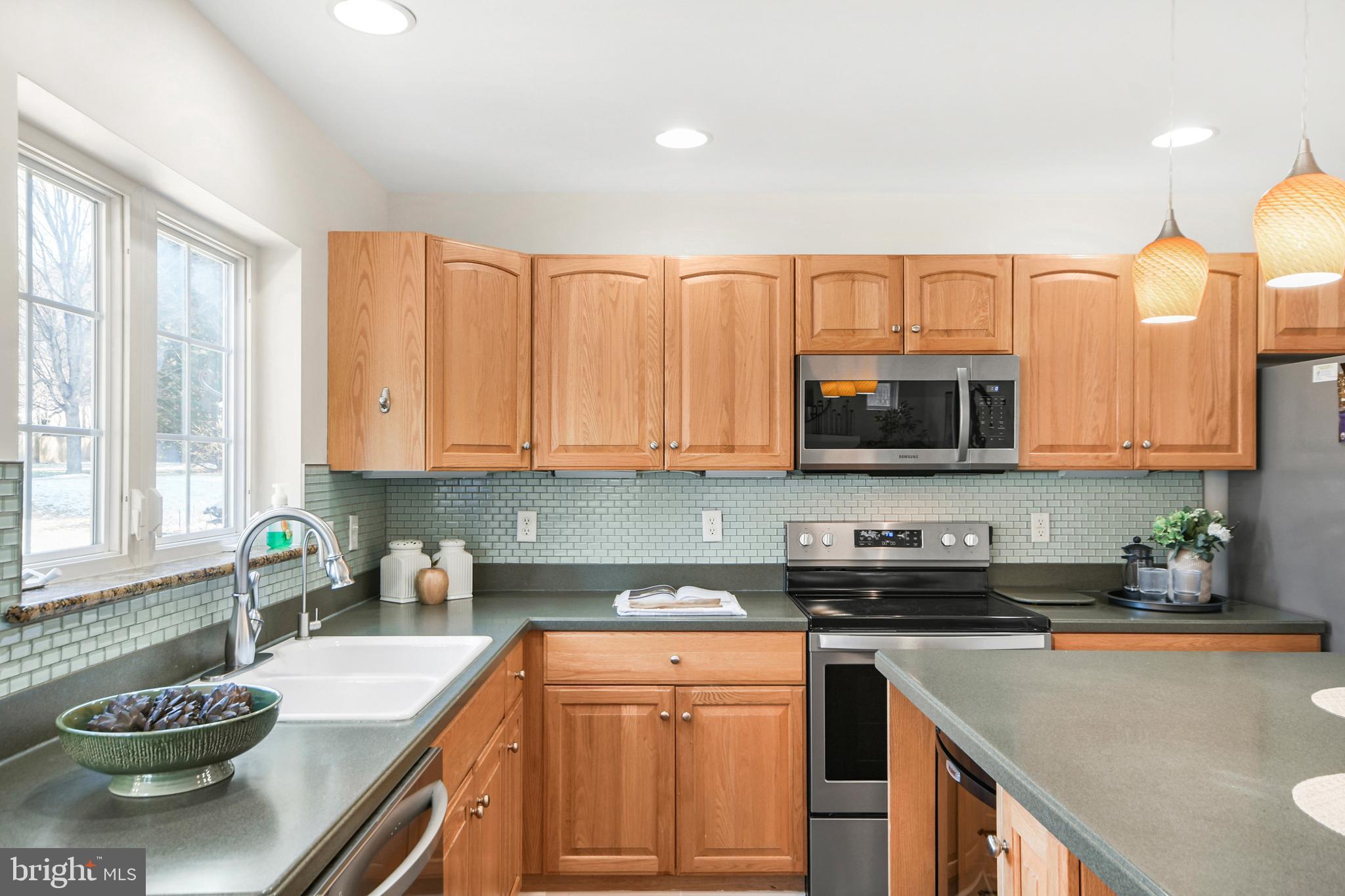 THE MEADOW AT NEW MARKET - Residential