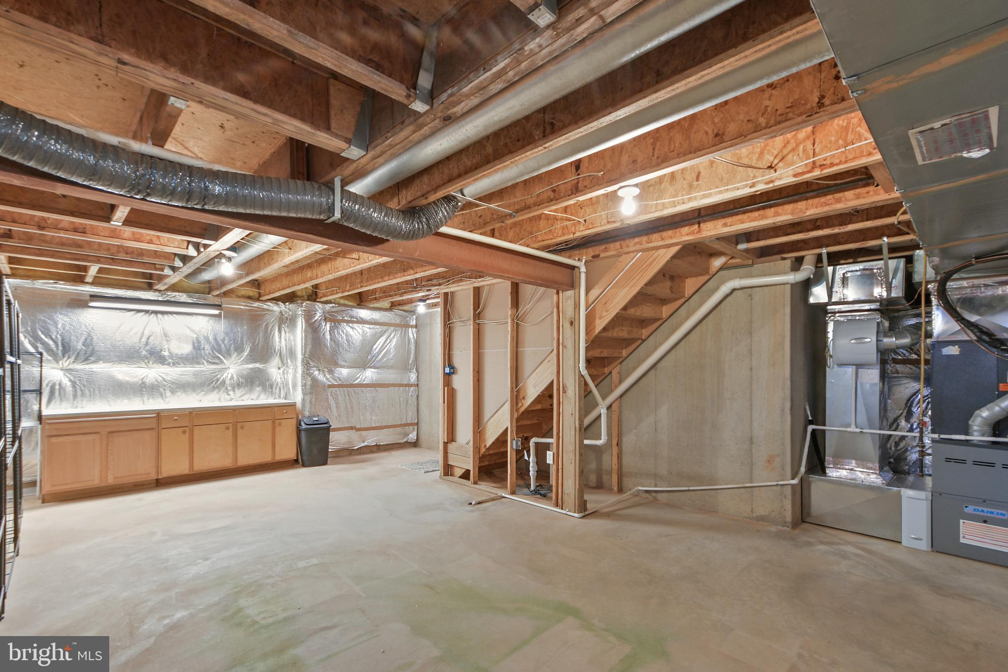 THE MEADOW AT NEW MARKET - Residential