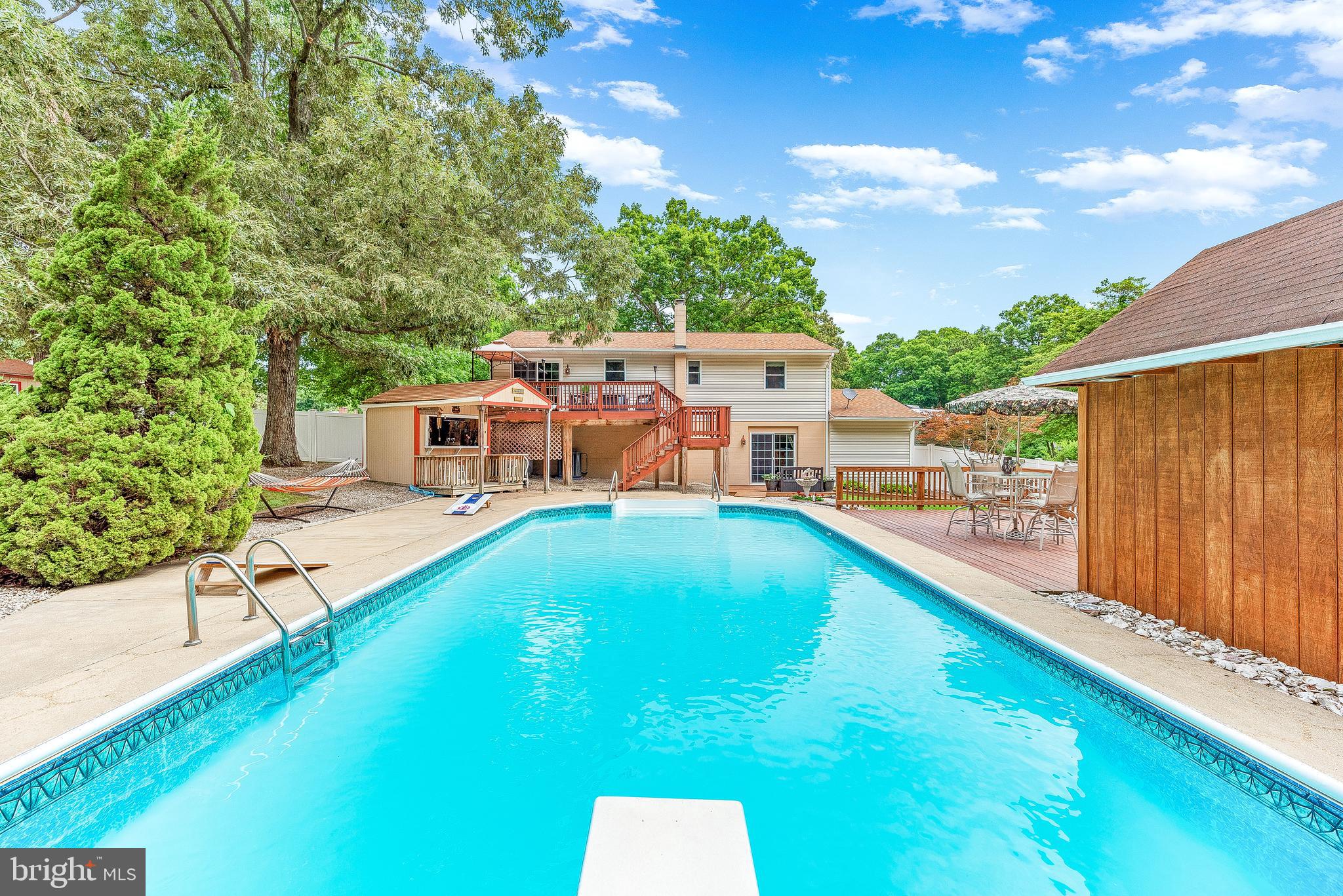 BATES ACRES - Residential