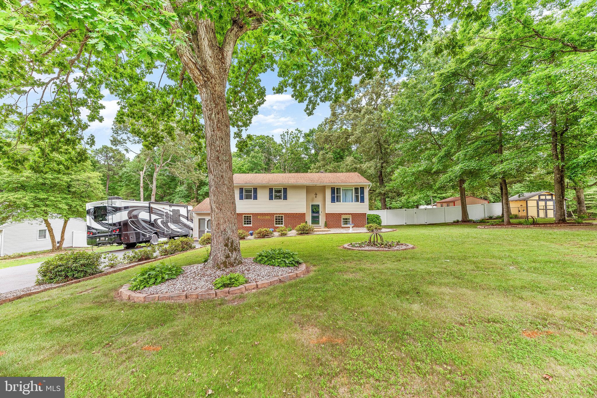 BATES ACRES - Residential