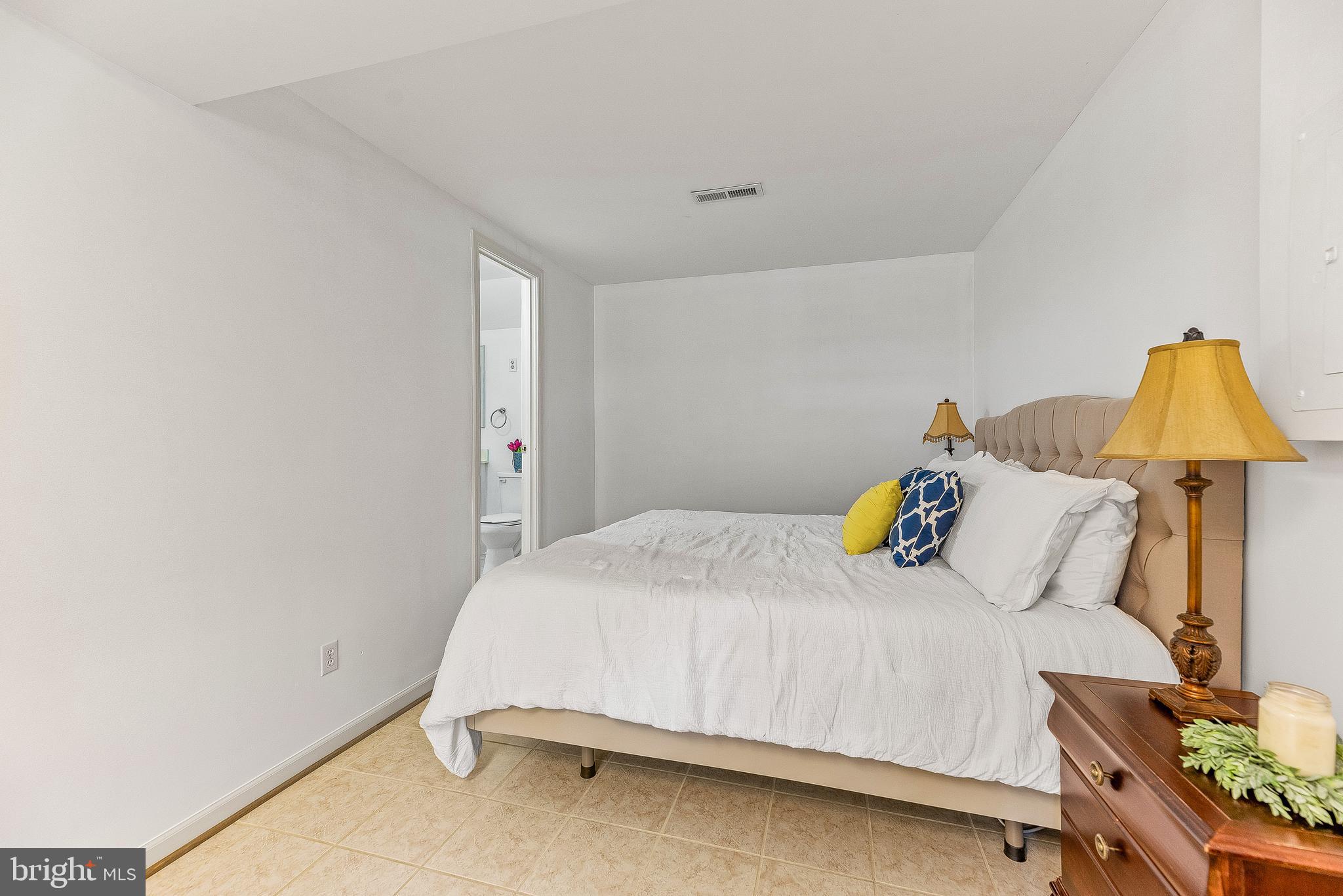 BATES ACRES - Residential