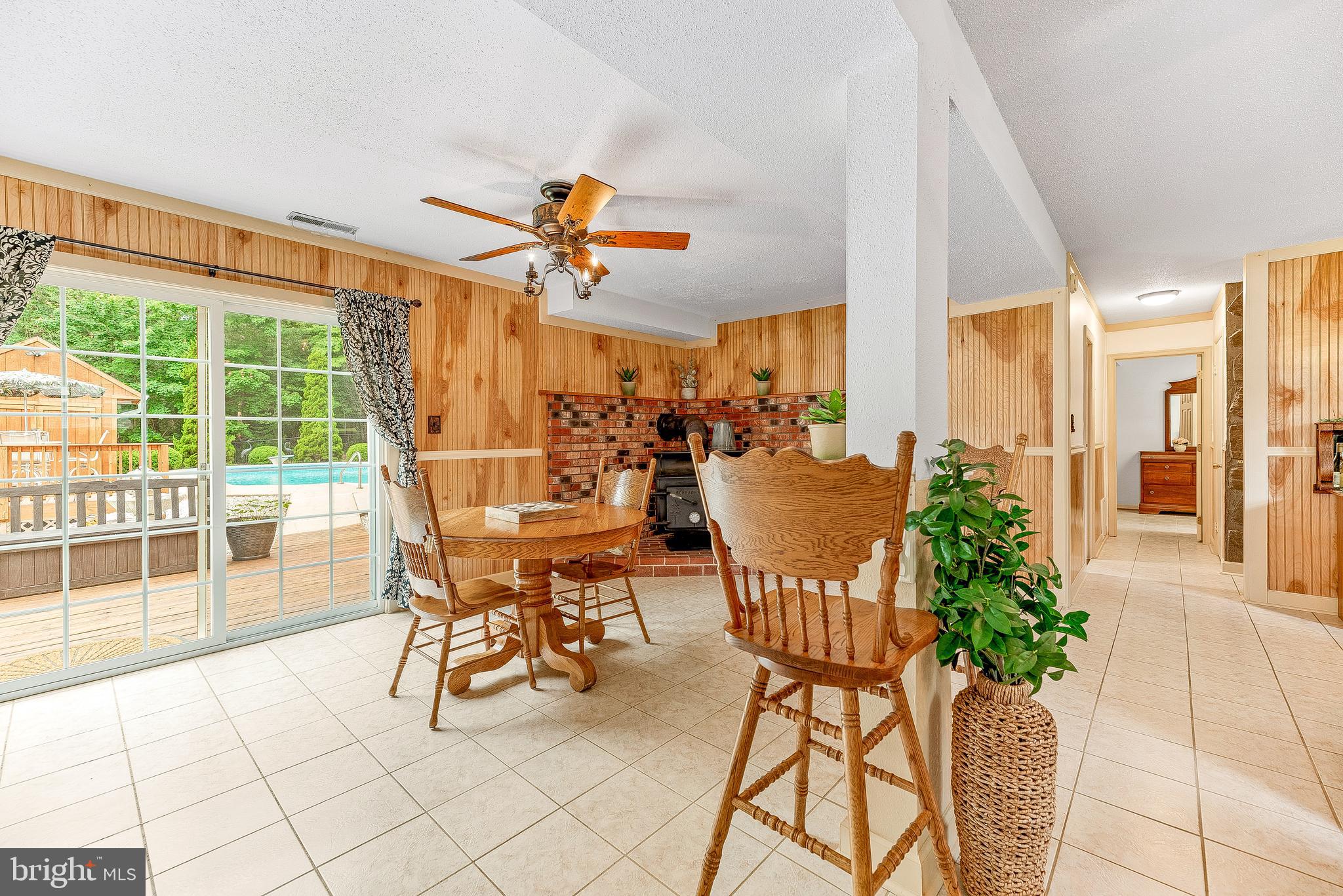 BATES ACRES - Residential