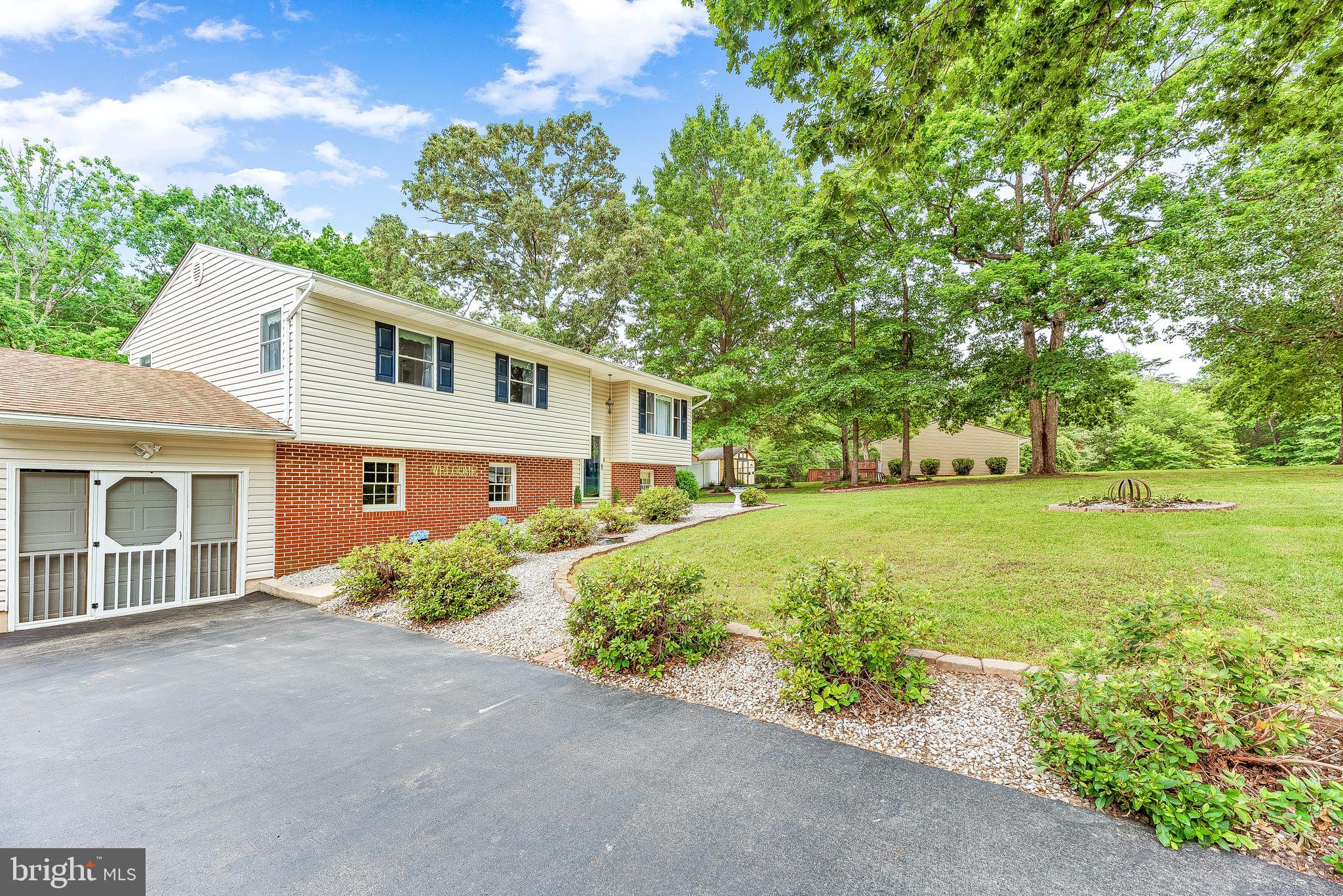 BATES ACRES - Residential