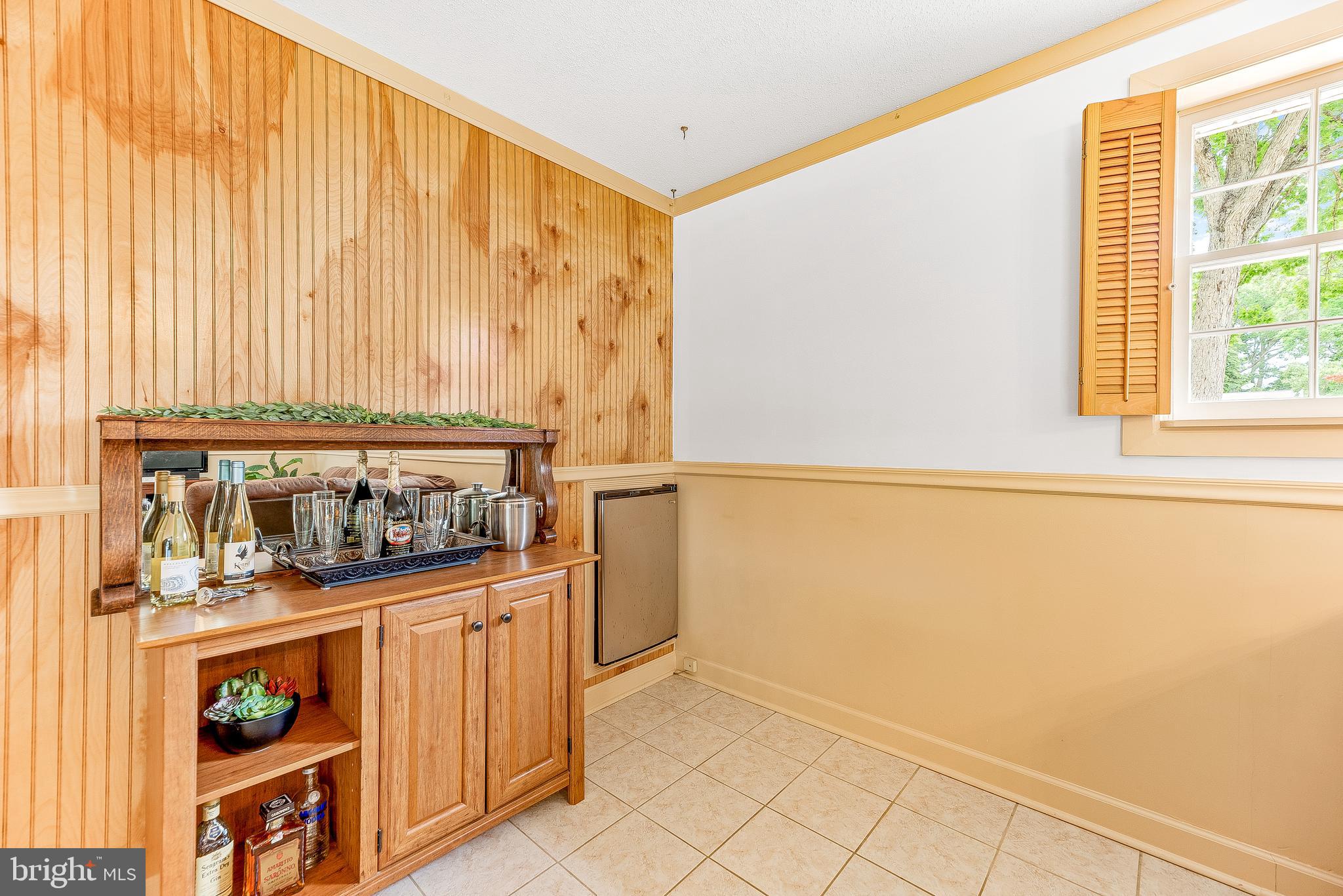 BATES ACRES - Residential