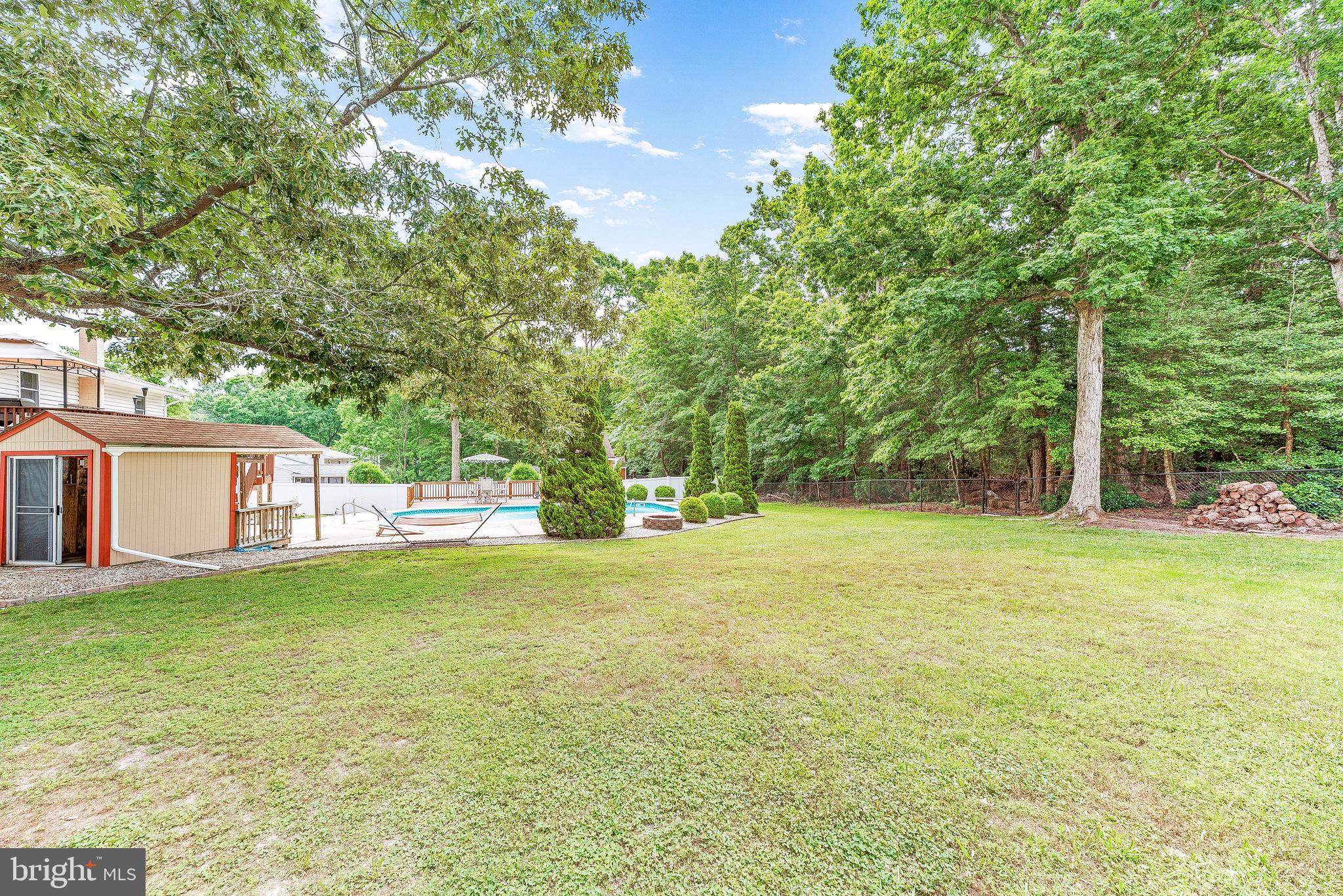 BATES ACRES - Residential