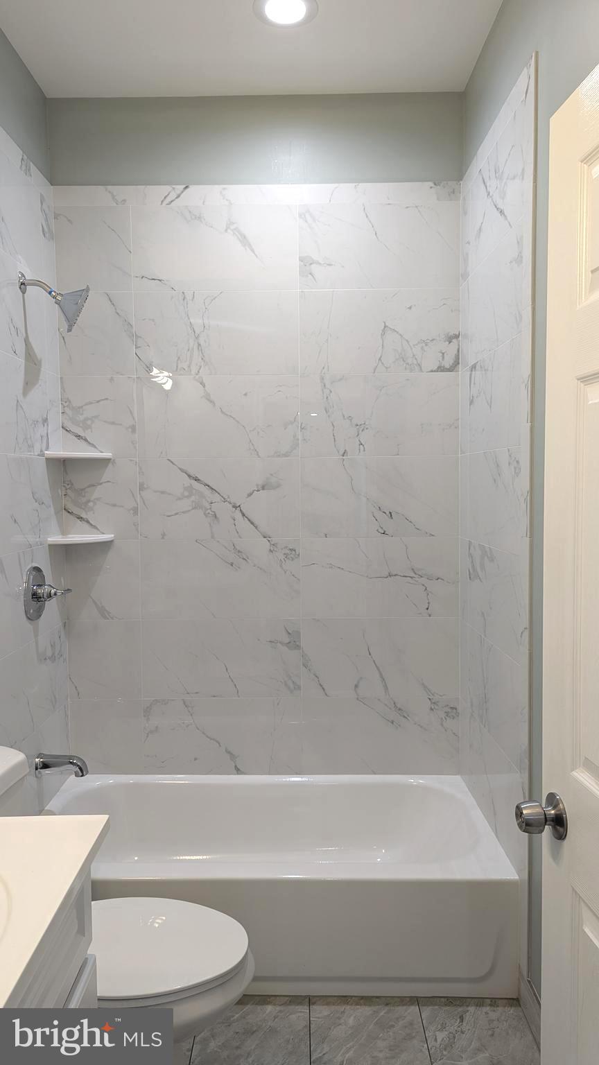 HAGERSTOWN - Residential