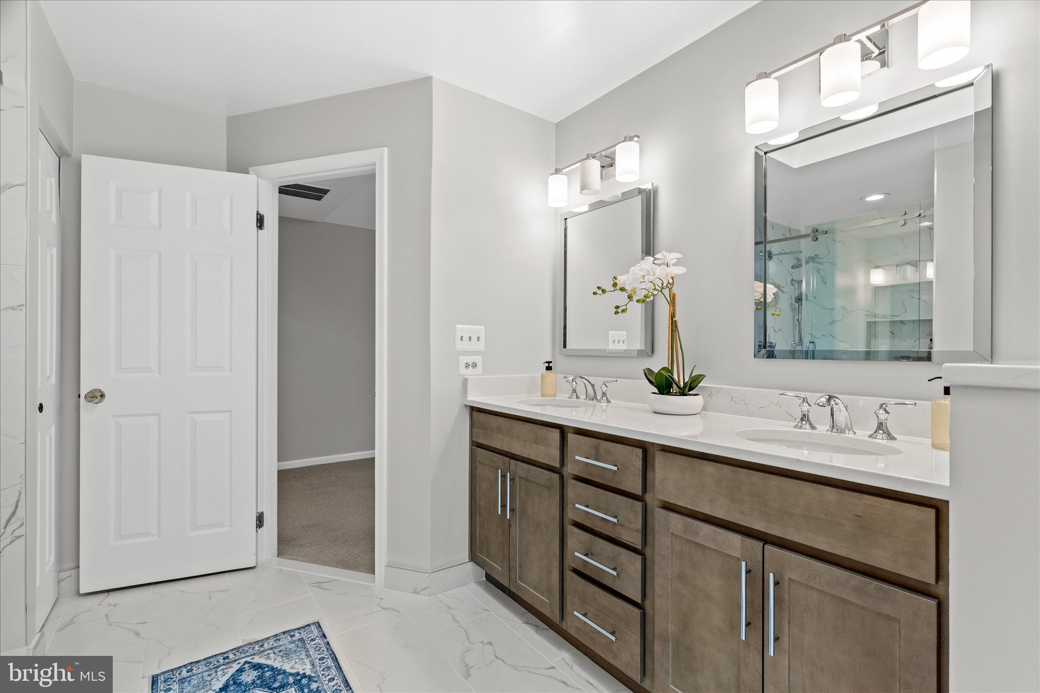 SILVER CREST - Residential