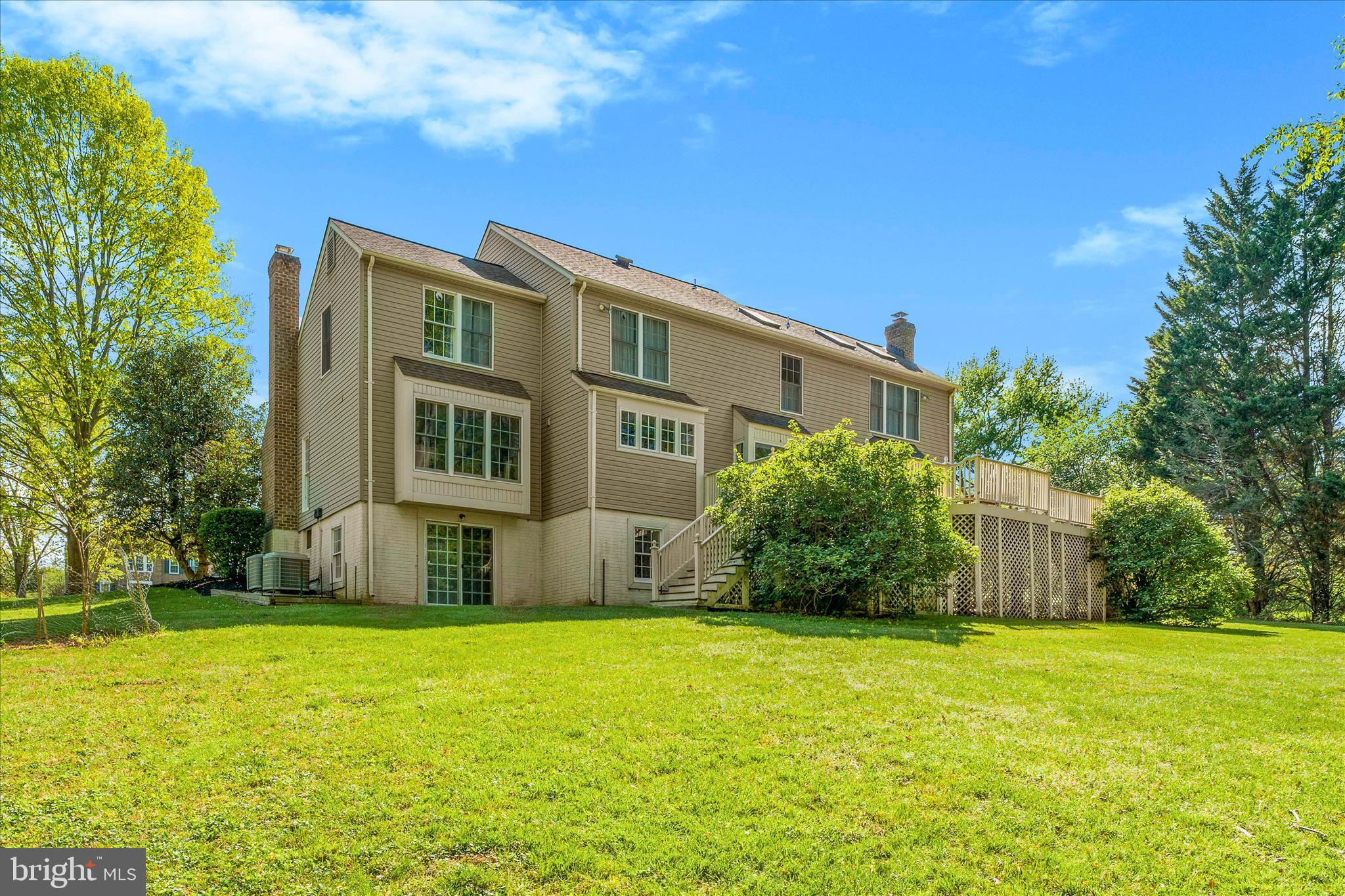 7913 BRIARHEATH COURT