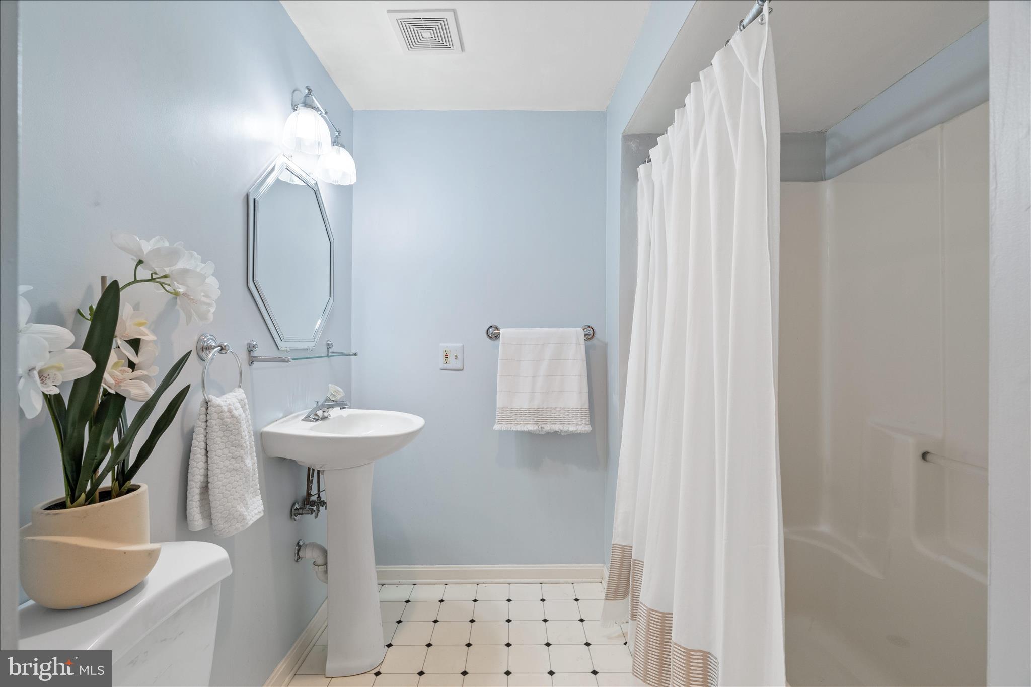 SILVER CREST - Residential