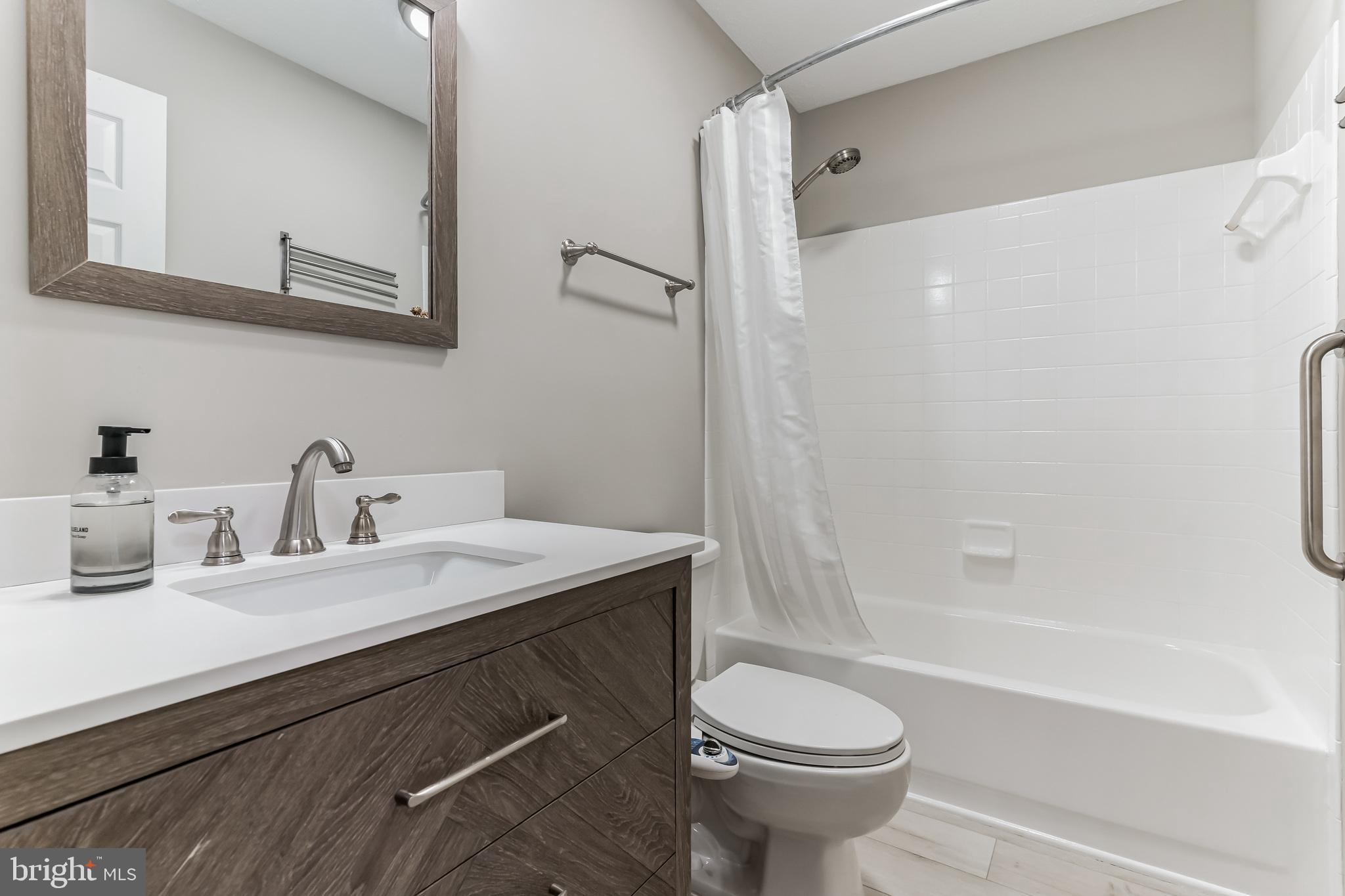 SPRING LAKE FARM - Residential