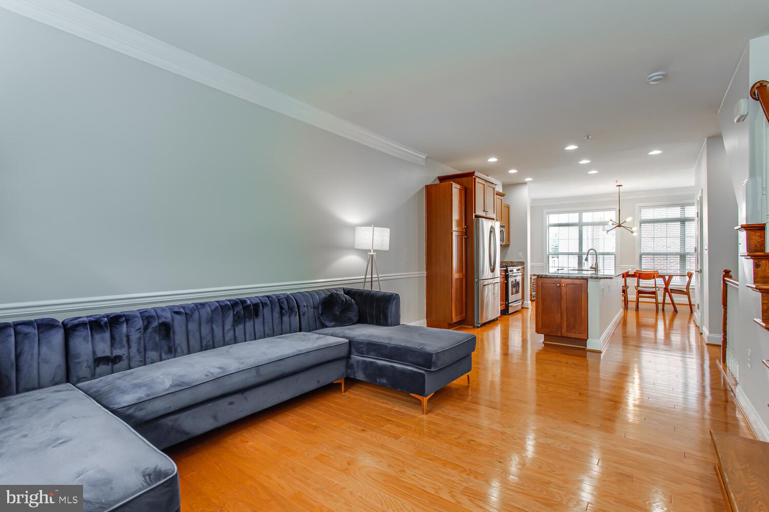 BUCKINGHAM COMMONS - Residential Lease