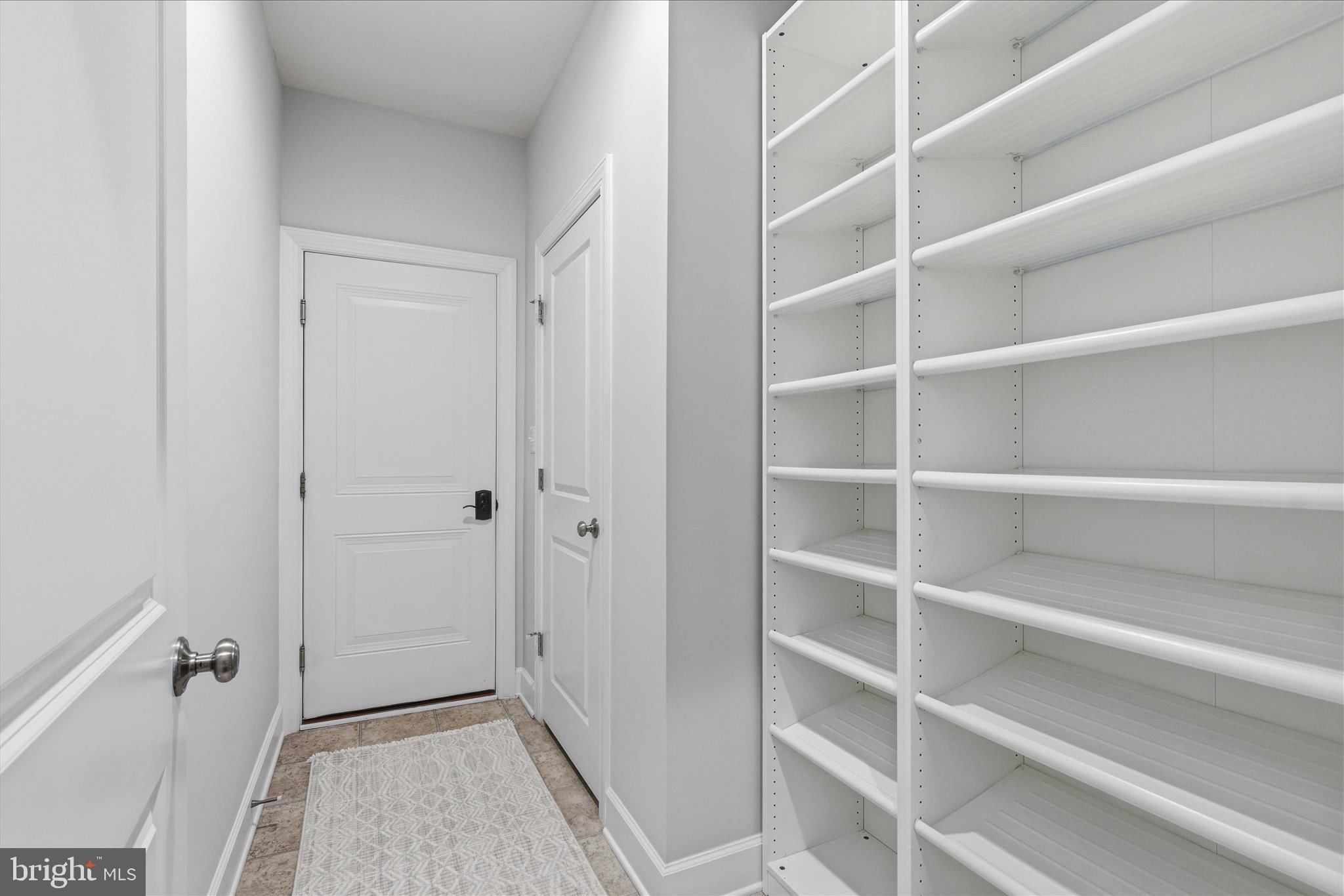 ONE LOUDOUN - Residential