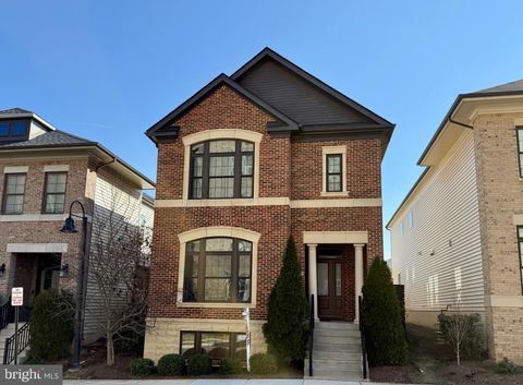 44537 NEPONSET STREET ASHBURN VA 20147