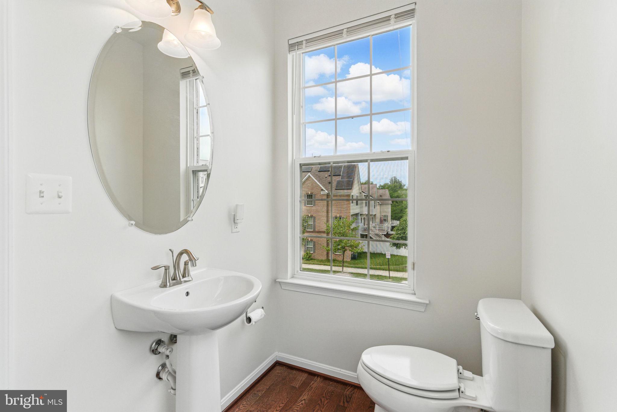 VILLAGES AT PEPPER MILL - Residential Lease