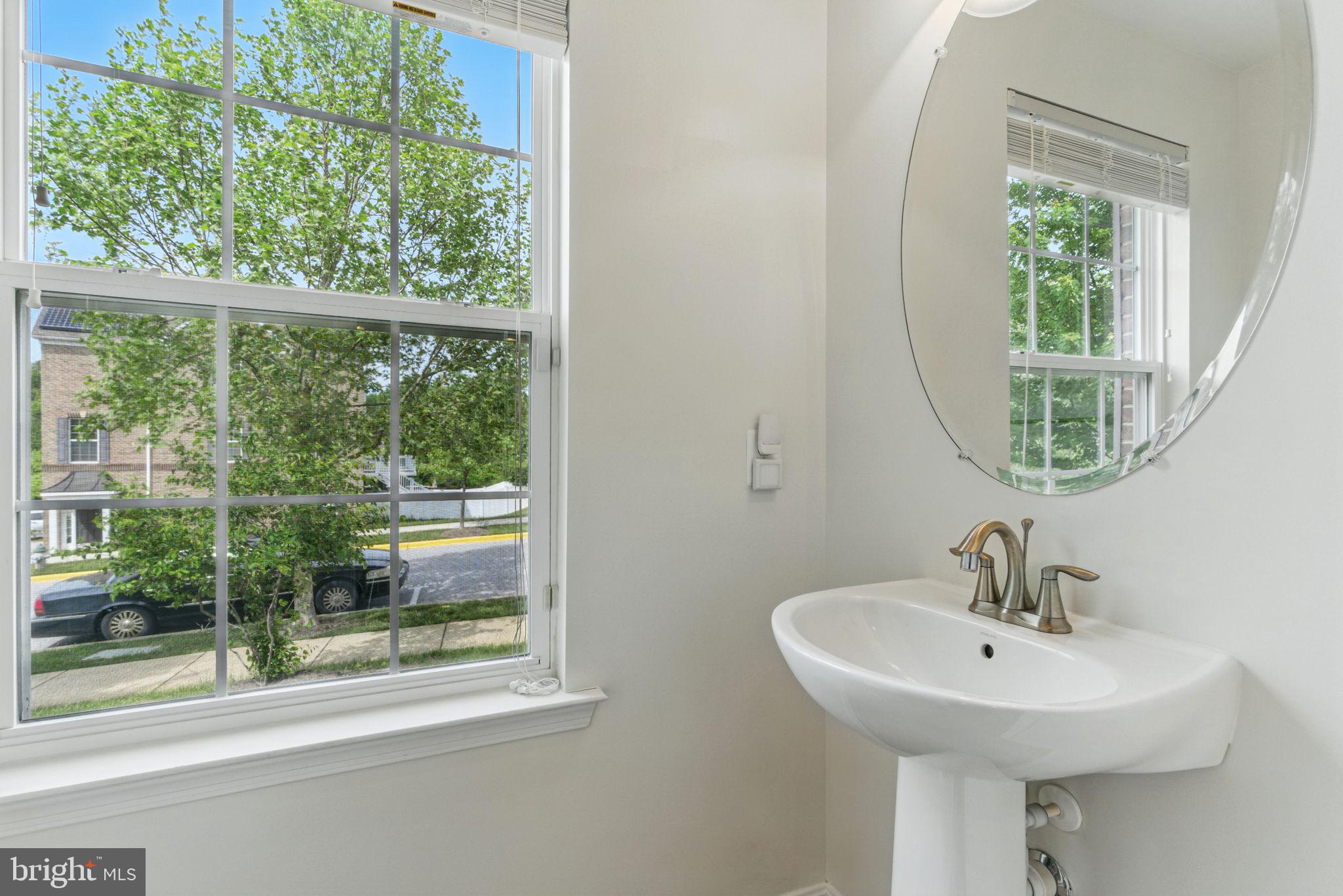 VILLAGES AT PEPPER MILL - Residential Lease