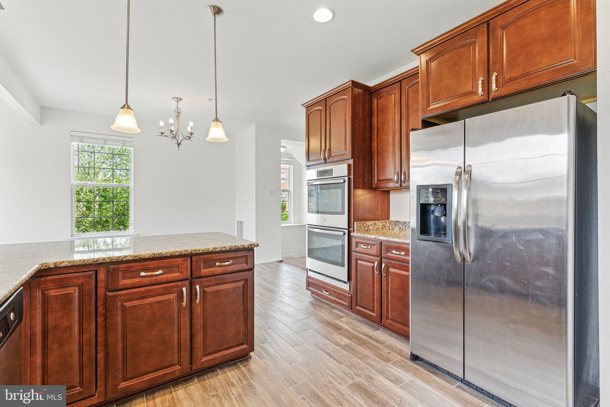 VILLAGES AT PEPPER MILL - Residential Lease