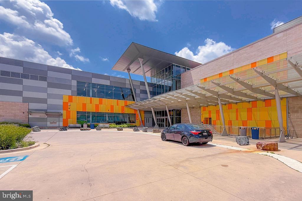 PARKWAY - Residential