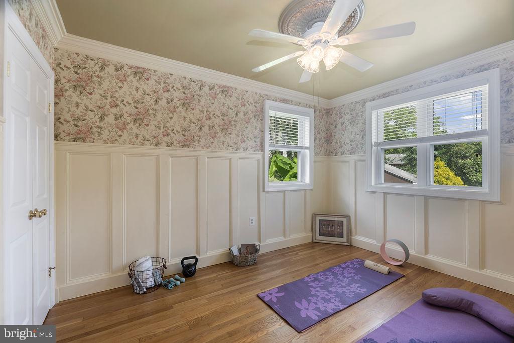 PARKWAY - Residential