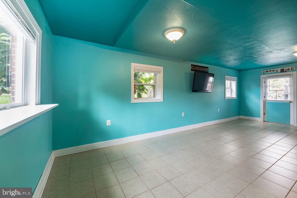 PARKWAY - Residential